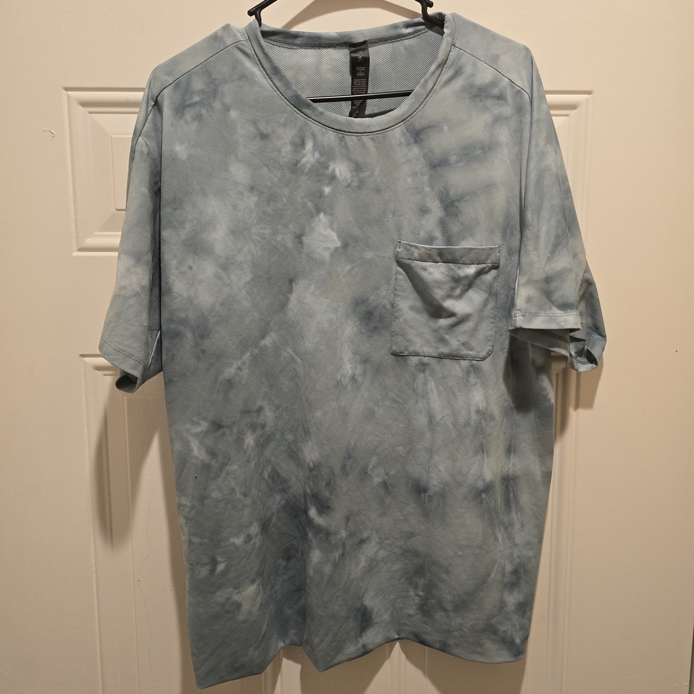 Men's Lululemon Shirt